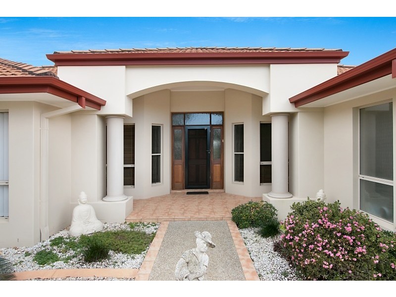 45 Lochlomond Drive, Banora Point NSW 2486