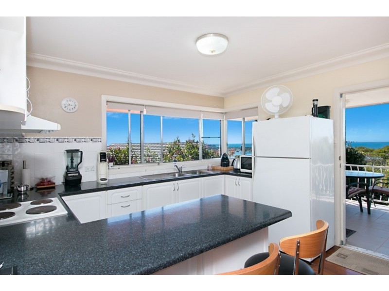 2/23 Seaview Road, Banora Point NSW 2486
