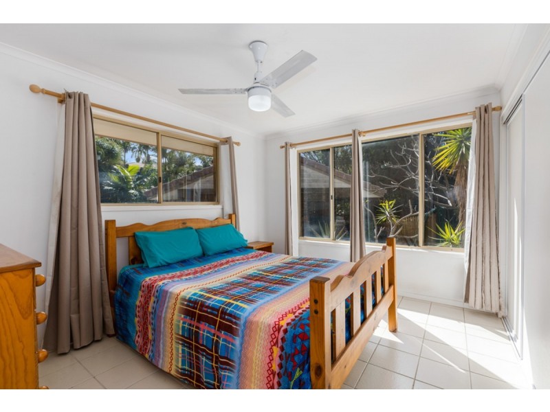 13 Lochlomond Drive, Banora Point NSW 2486