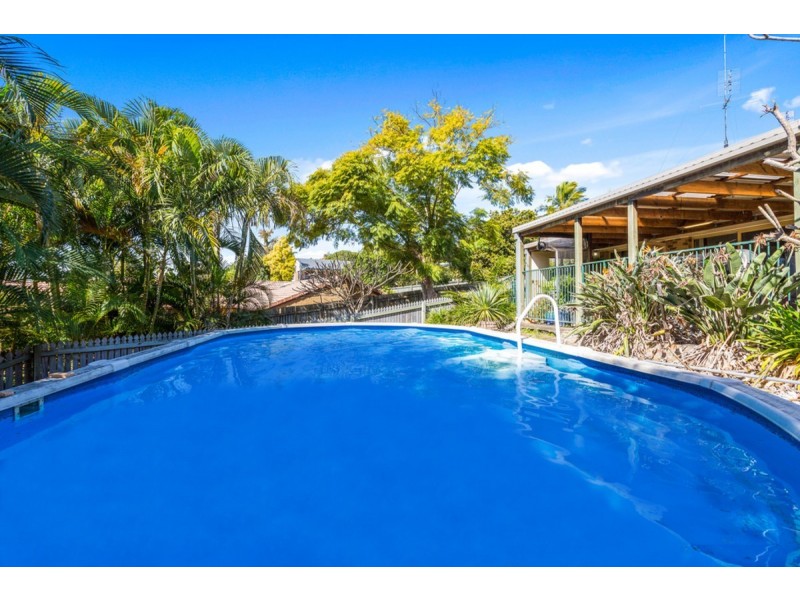 13 Lochlomond Drive, Banora Point NSW 2486