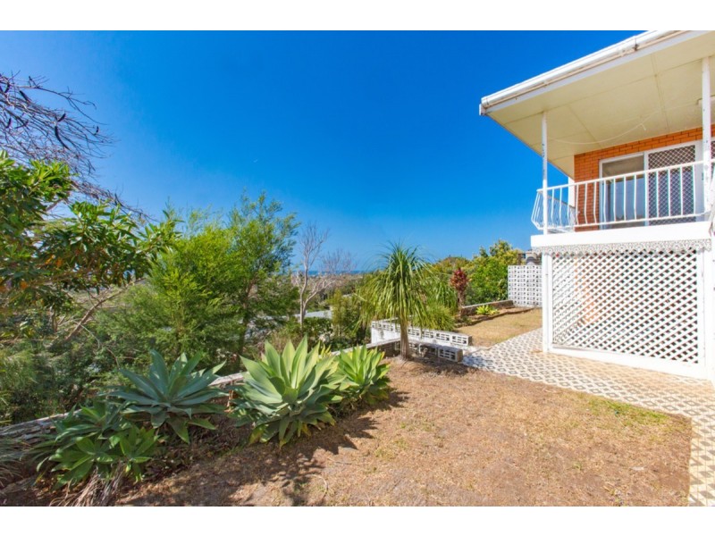 6 Walter Crescent, Banora Point NSW 2486