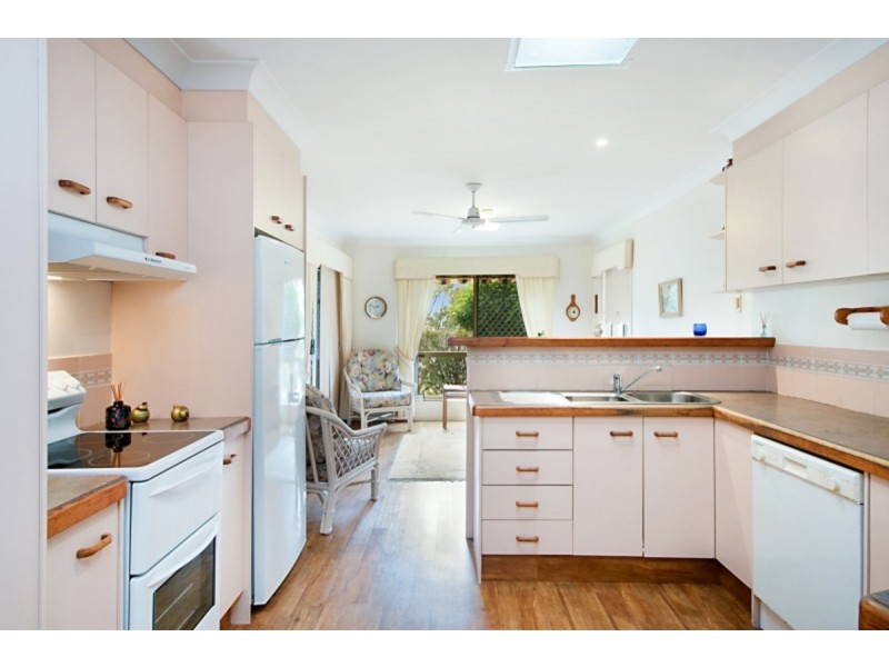 12 Shamrock Avenue, Banora Point NSW 2486