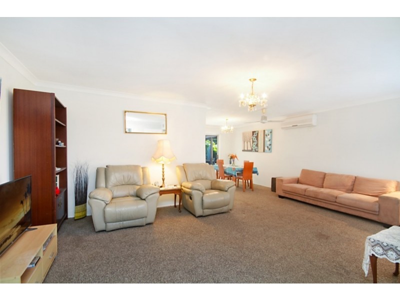 34 Cominan Avenue, Banora Point NSW 2486