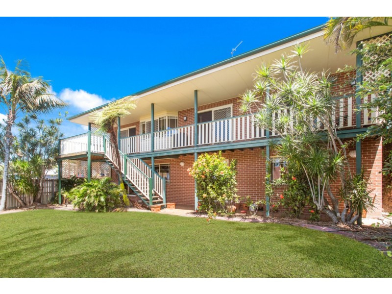 2 Satinash Terrace, Banora Point NSW 2486