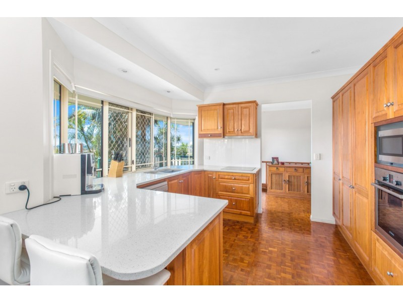 2 Satinash Terrace, Banora Point NSW 2486