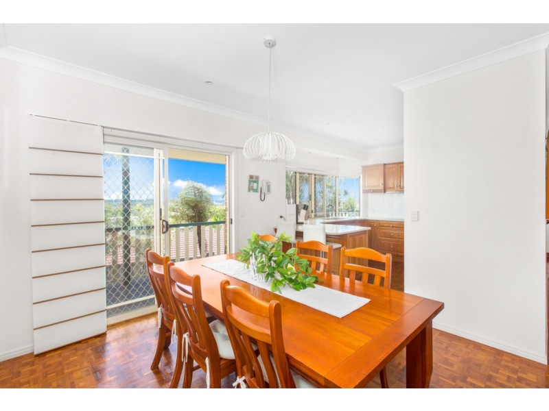 2 Satinash Terrace, Banora Point NSW 2486