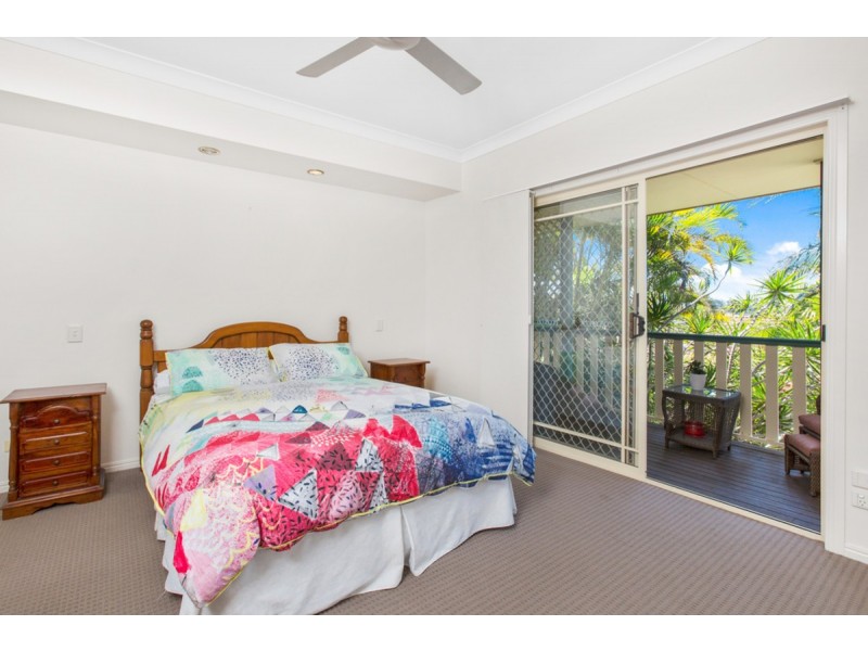 2 Satinash Terrace, Banora Point NSW 2486