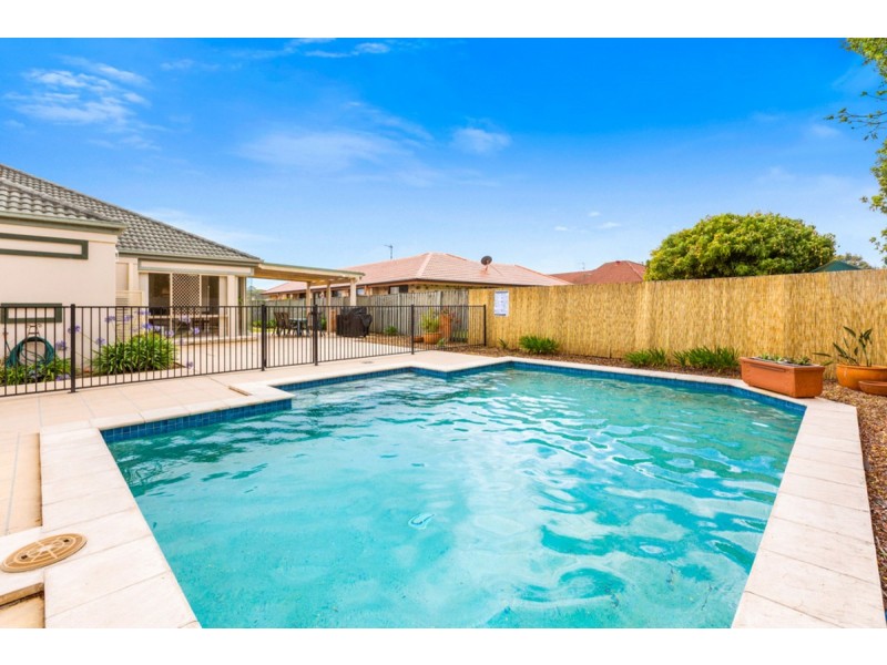 5 Avondale Drive, Banora Point NSW 2486