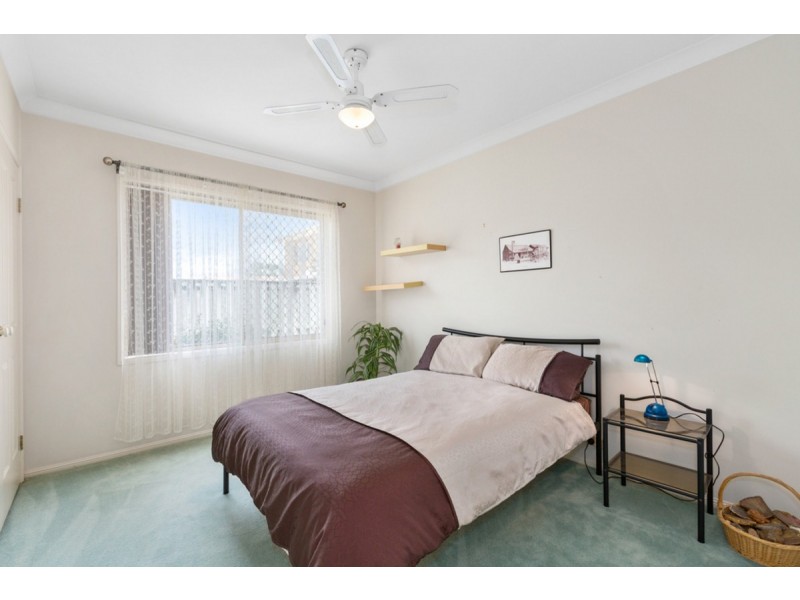 5 Avondale Drive, Banora Point NSW 2486