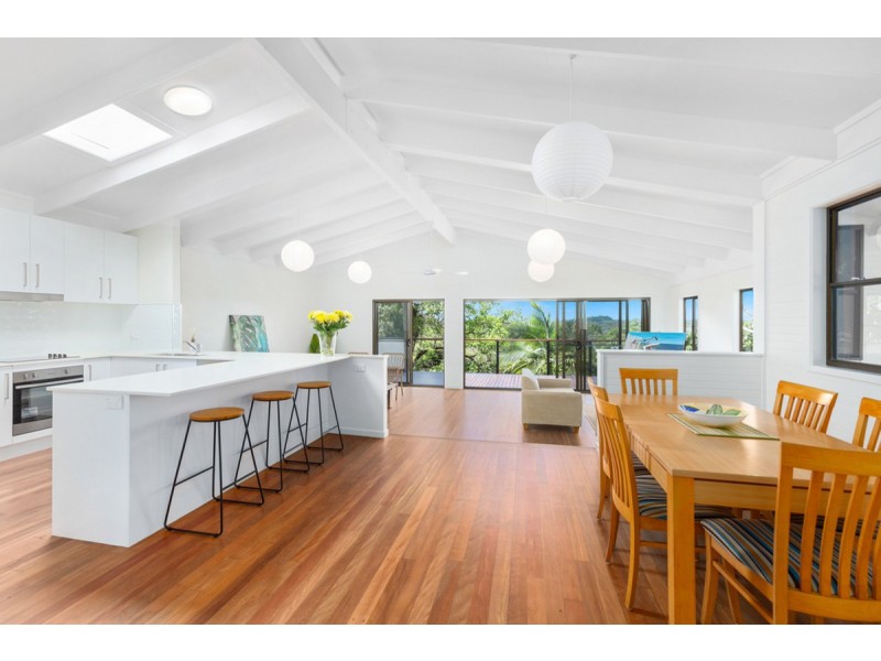 21 Hibiscus Parade, Banora Point NSW 2486