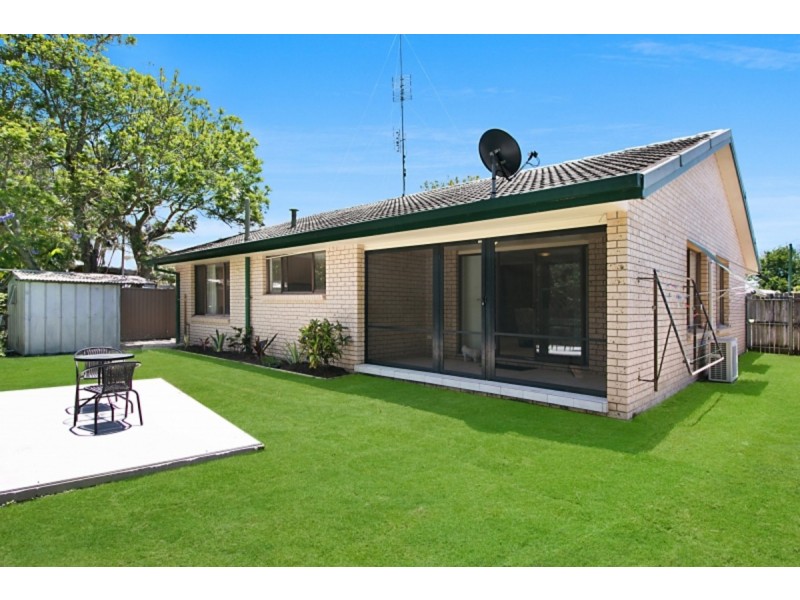 2/145 Sunset Boulevard, Tweed Heads West NSW 2485