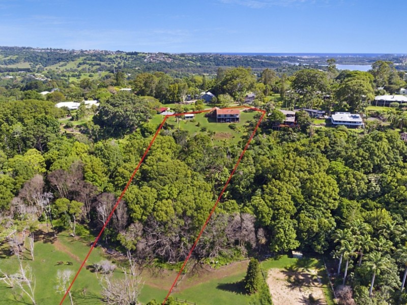 8 Figtree Road, Terranora NSW 2486