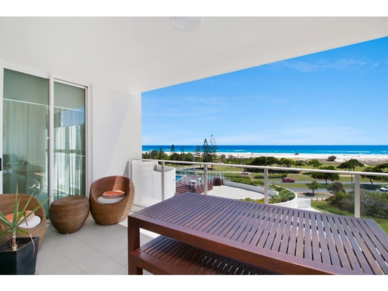305/2 Creek Street, Coolangatta QLD 4225