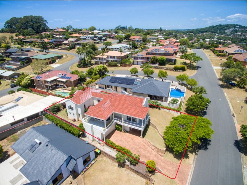 40 Castlecrag Avenue, Banora Point NSW 2486