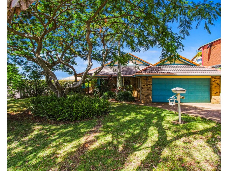 4 Tralee Drive, Banora Point NSW 2486