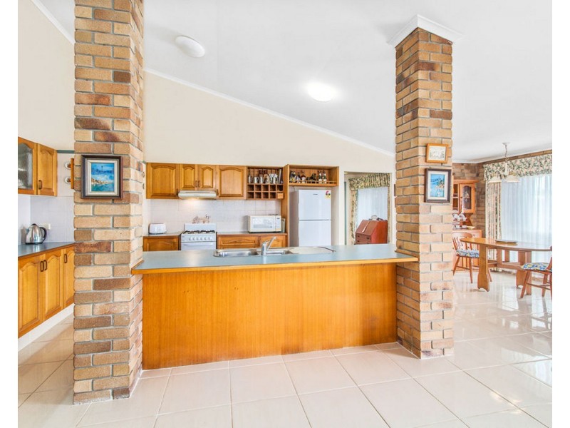 4 Tralee Drive, Banora Point NSW 2486