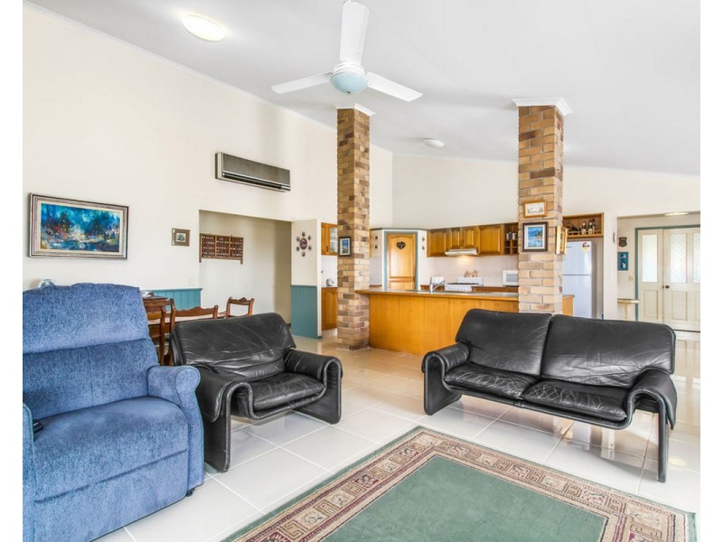 4 Tralee Drive, Banora Point NSW 2486