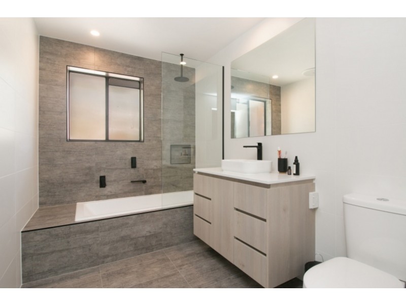 21 Curtawilla Street, Banora Point NSW 2486