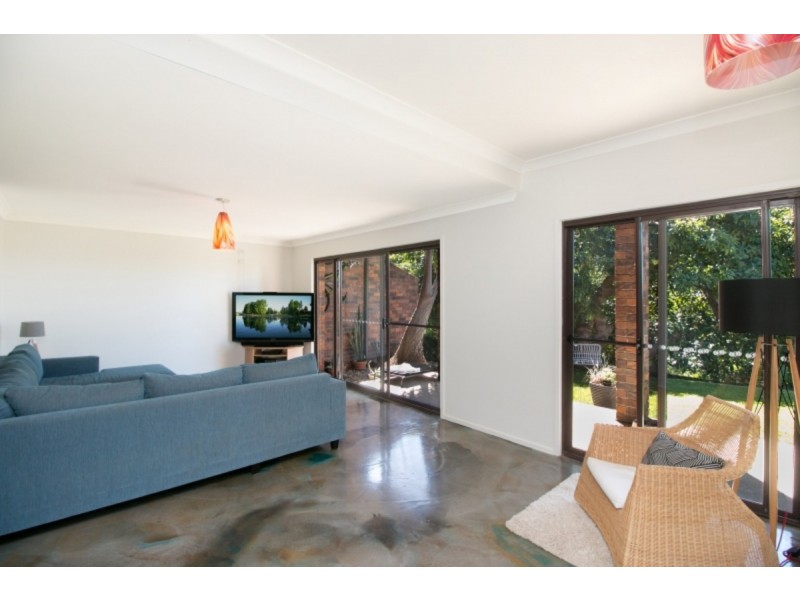 21 Curtawilla Street, Banora Point NSW 2486