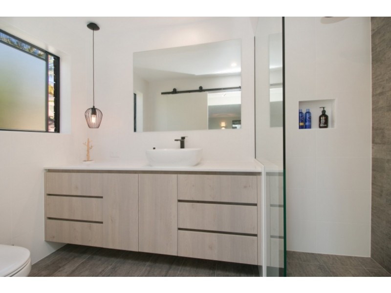 21 Curtawilla Street, Banora Point NSW 2486