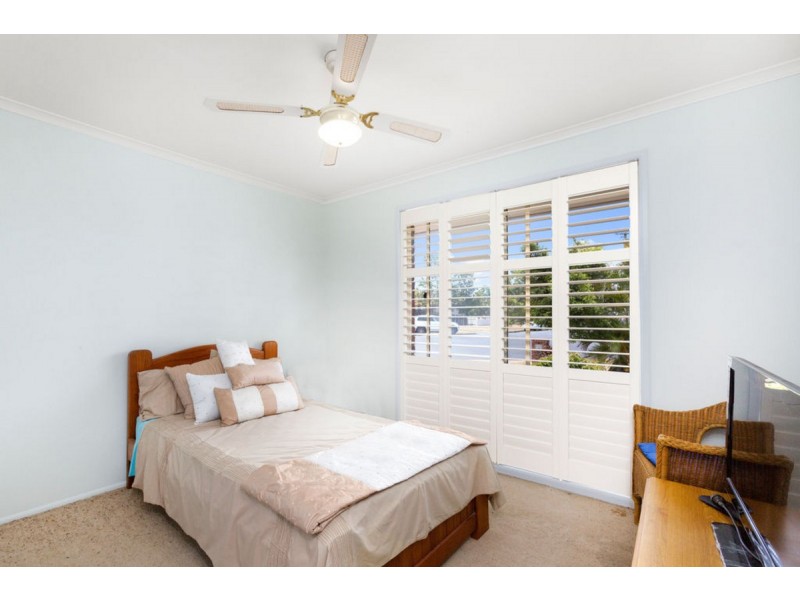 60 Blundell Boulevard, Tweed Heads South NSW 2486
