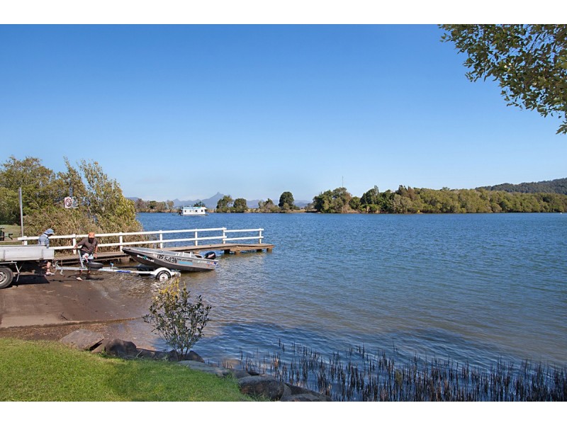 6 Gray Street, Tumbulgum NSW 2490