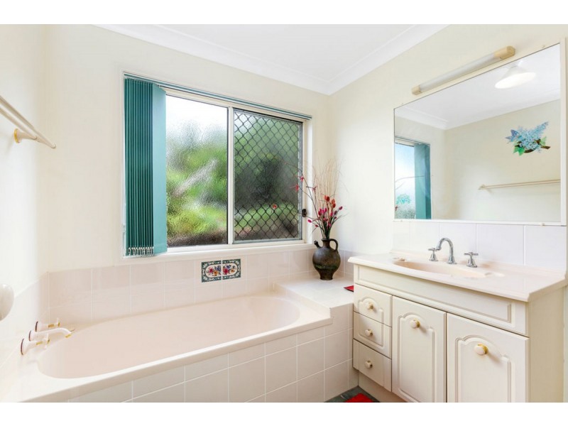 46 Martinelli Avenue, Banora Point NSW 2486