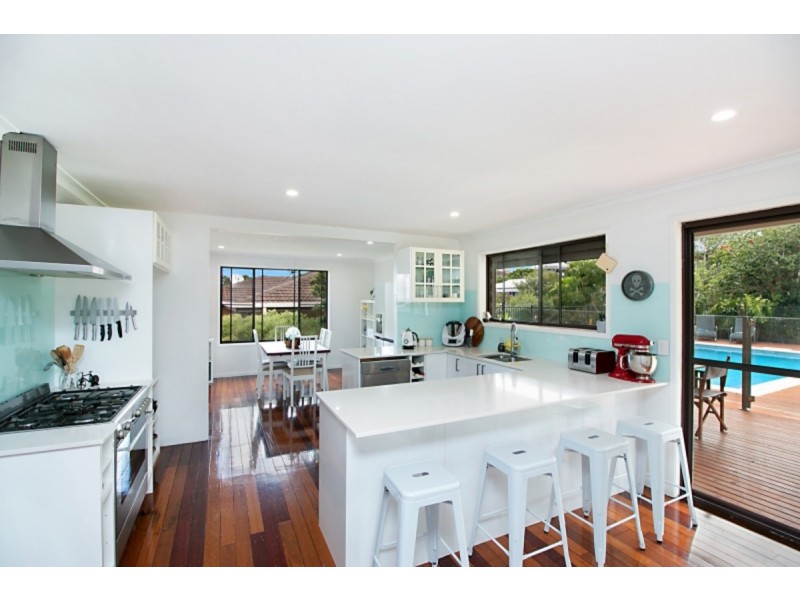 5 Mibbin Parade, Banora Point NSW 2486