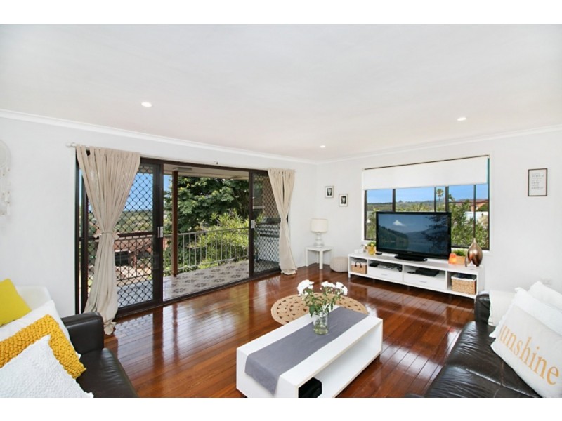 5 Mibbin Parade, Banora Point NSW 2486
