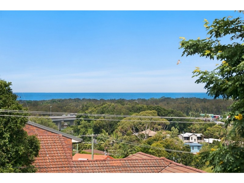 5 Mibbin Parade, Banora Point NSW 2486