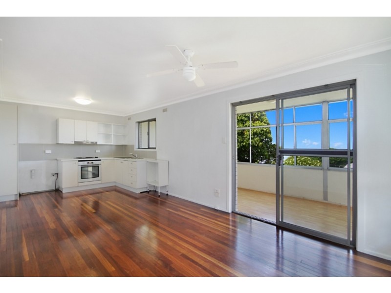 64b Pioneer Parade, Banora Point NSW 2486