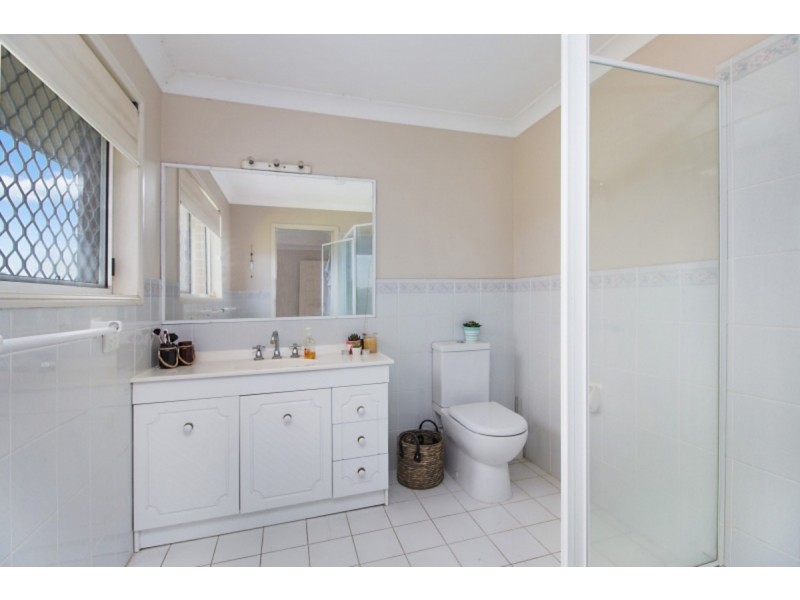 2/9 Sequoia Court, Banora Point NSW 2486