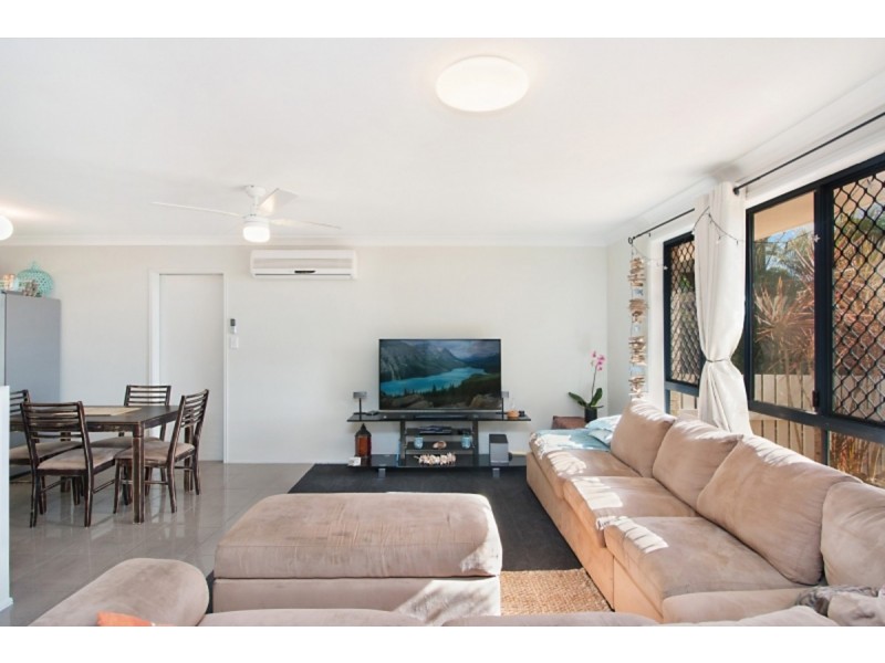 18 Tyrone Terrace, Banora Point NSW 2486