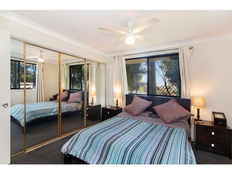 18 Tyrone Terrace, Banora Point NSW 2486