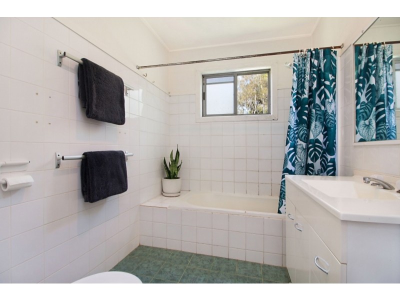 34 Fingal Road, Fingal Head NSW 2487