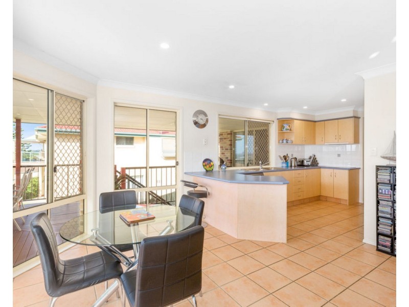 6 Kinross Close, Banora Point NSW 2486