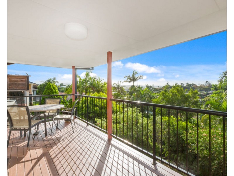 6 Kinross Close, Banora Point NSW 2486