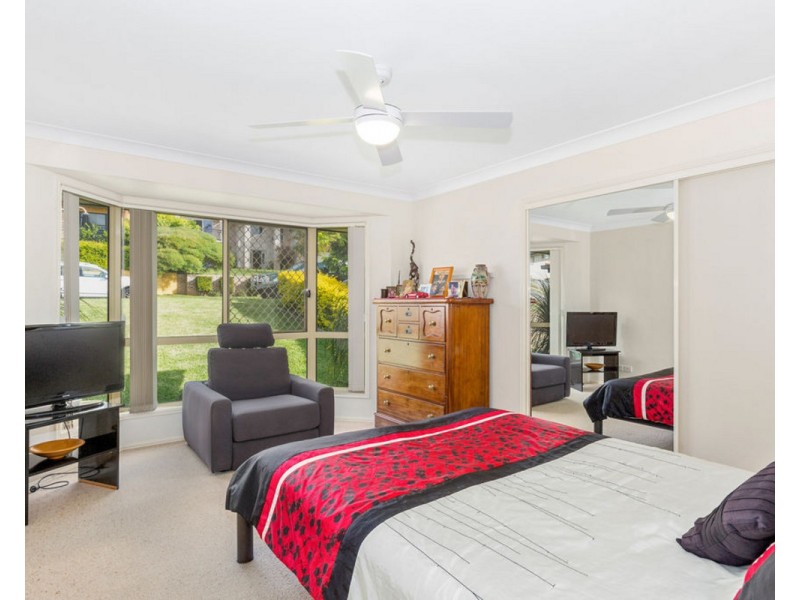 6 Kinross Close, Banora Point NSW 2486