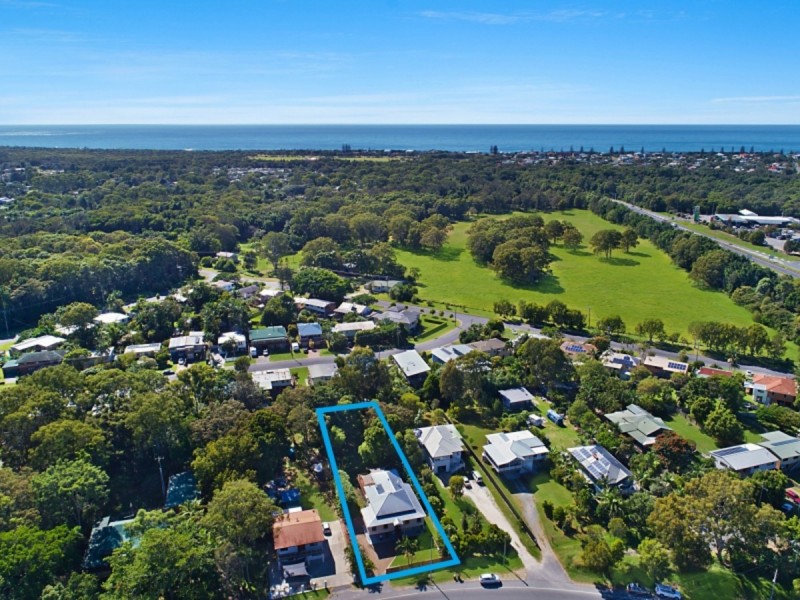 6 Chinderah Road, Chinderah NSW 2487