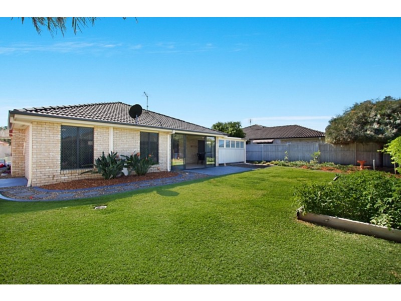 136 Botanical Circuit, Banora Point NSW 2486