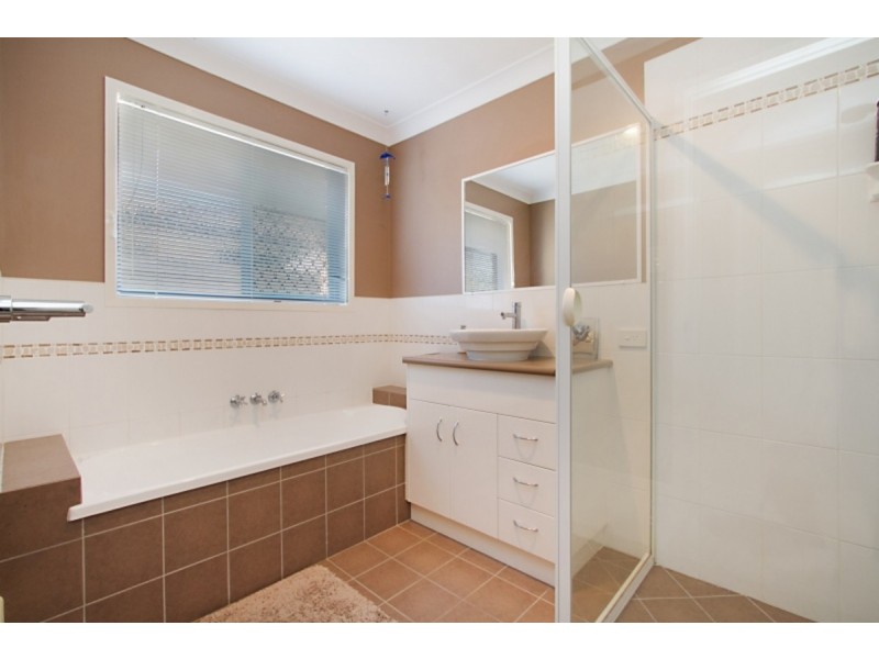 136 Botanical Circuit, Banora Point NSW 2486