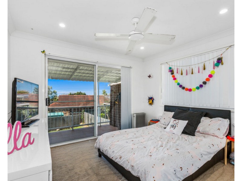 4 Allamanda Avenue, Banora Point NSW 2486