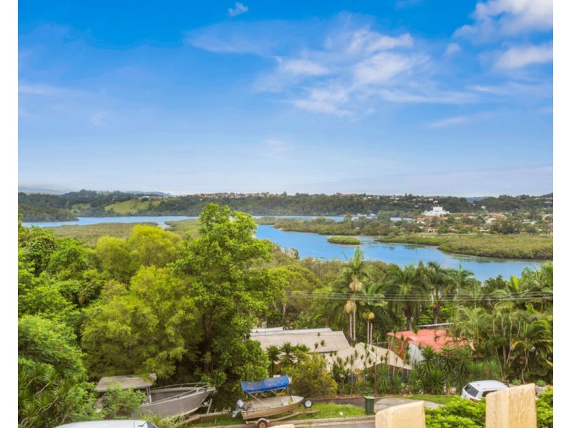 39 Lakeview Parade, Tweed Heads South NSW 2486