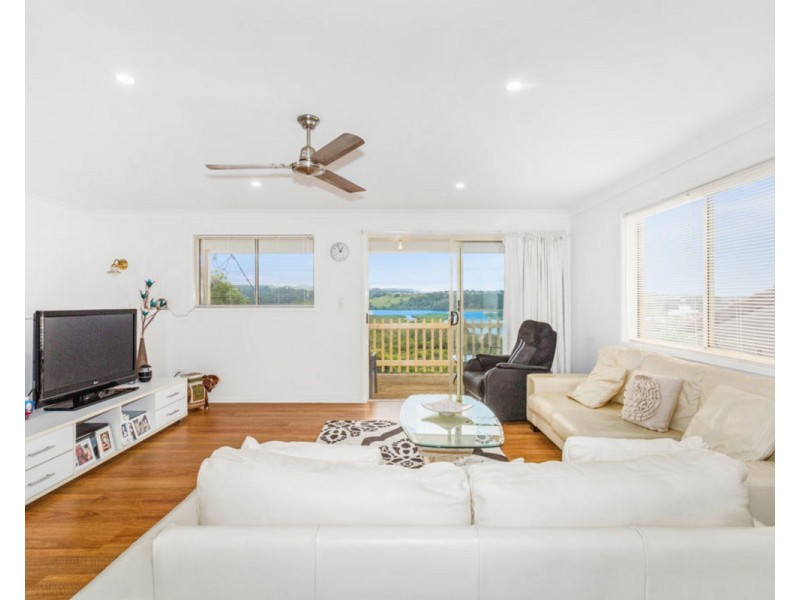 39 Lakeview Parade, Tweed Heads South NSW 2486