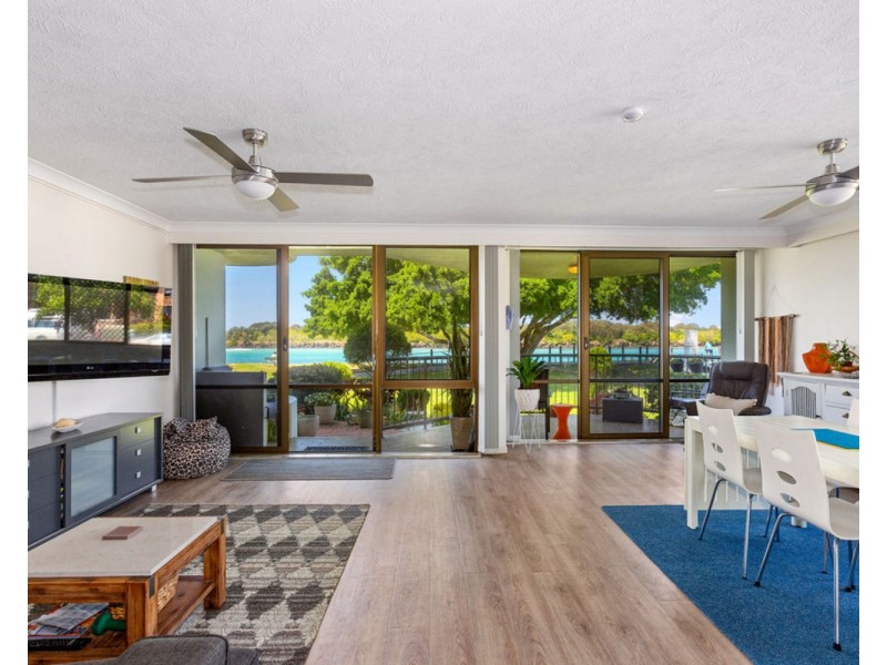2/20 Endeavour Parade, Tweed Heads NSW 2485