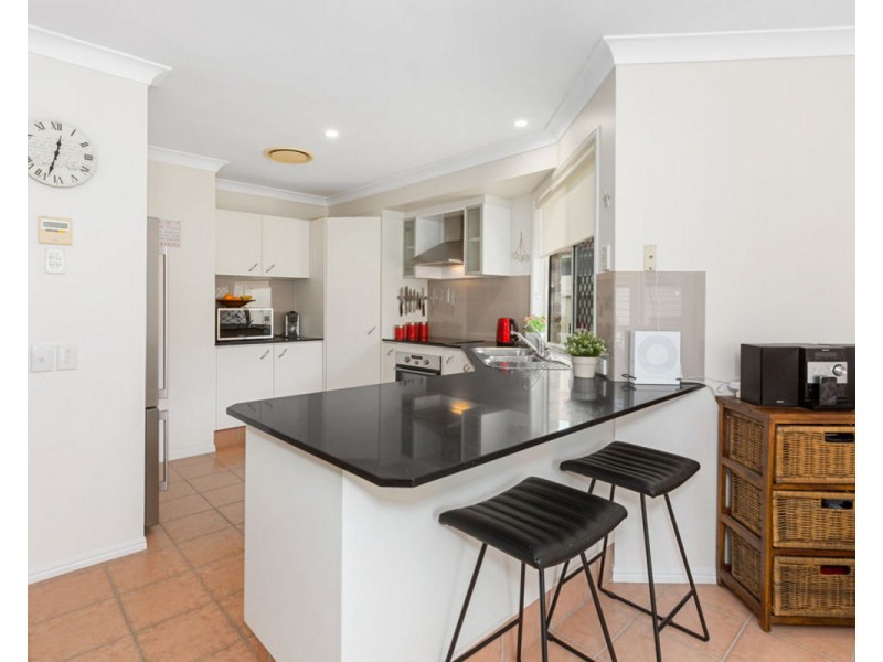 71 Avondale Drive, Banora Point NSW 2486