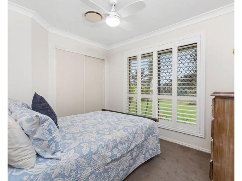 71 Avondale Drive, Banora Point NSW 2486