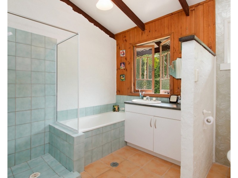 190 Hazelbrook Road, Uki NSW 2484