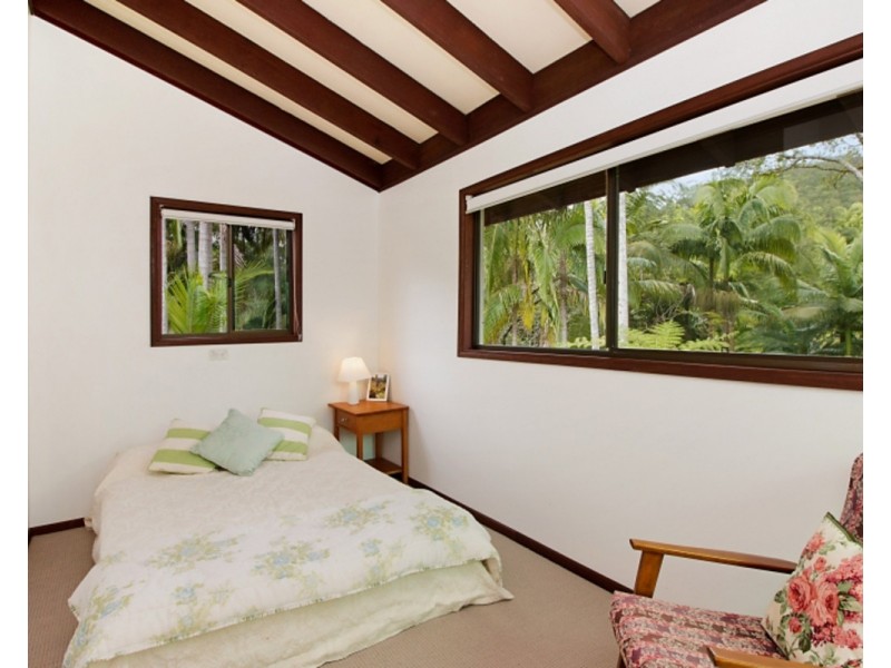 190 Hazelbrook Road, Uki NSW 2484