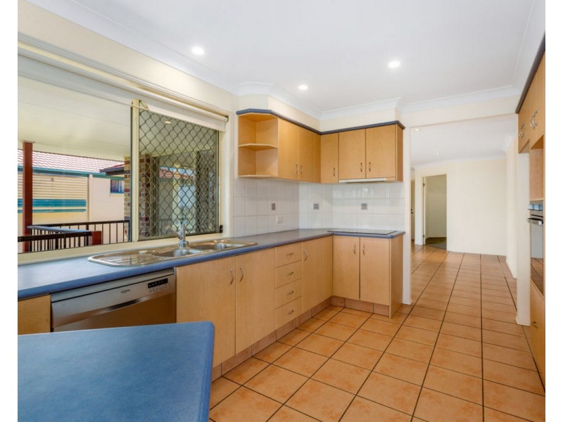 6 Kinross Close, Banora Point NSW 2486